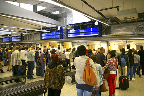 Ticket queues at Warsaw