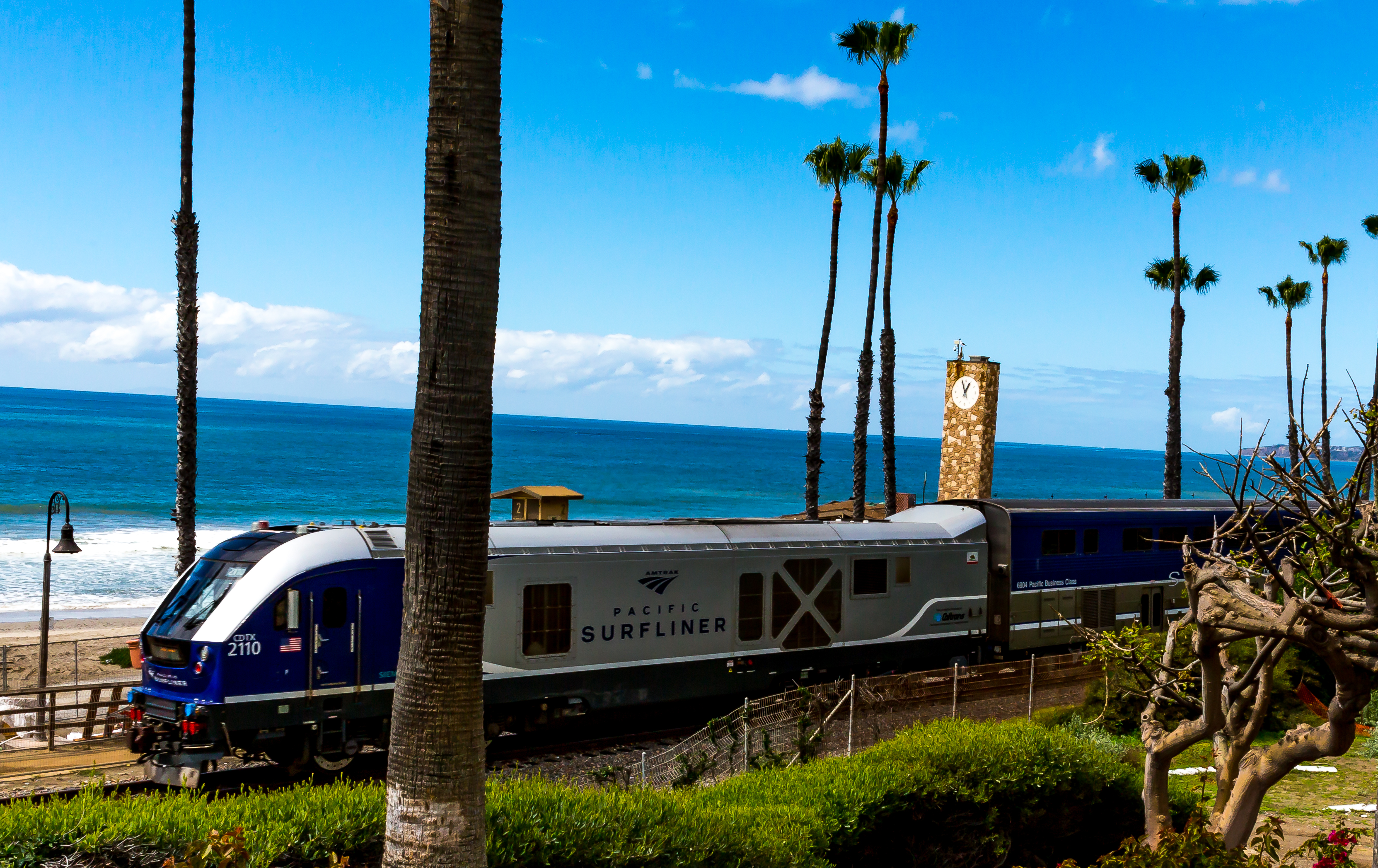 Pacific Surfliner (flickr.com, Cameron Photo, CC BY-ND 2.0 Generic) Pacific Surfliner (flickr.com, Cameron Photo, CC BY-ND 2.0 Generic)