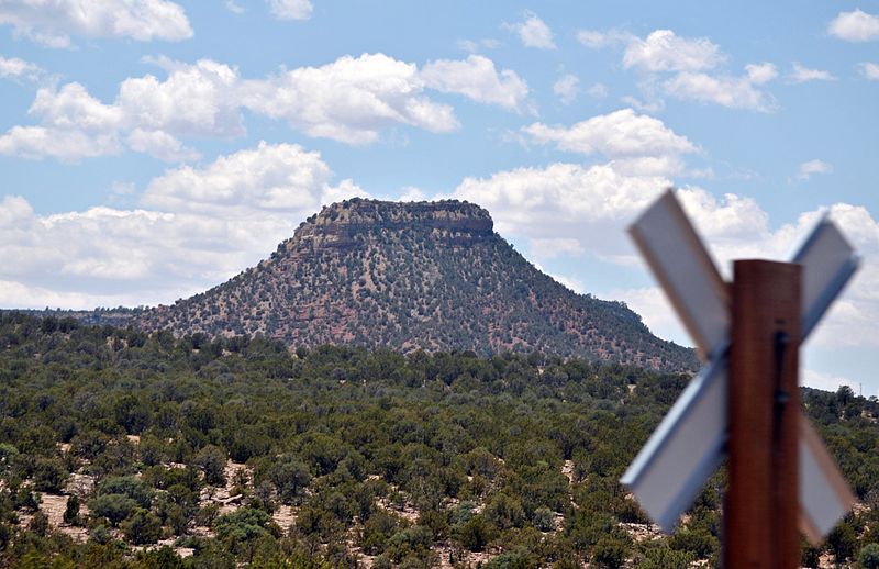 Starvation Peak Starvation Peak (Wikipedia, Loco Steve, CCA 3.0 Unported)